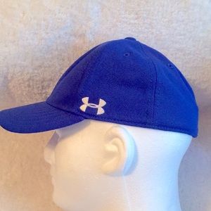Under Armour  Heatgear Youth Baseball Cap
 
Sz Youth 


NEW without tags